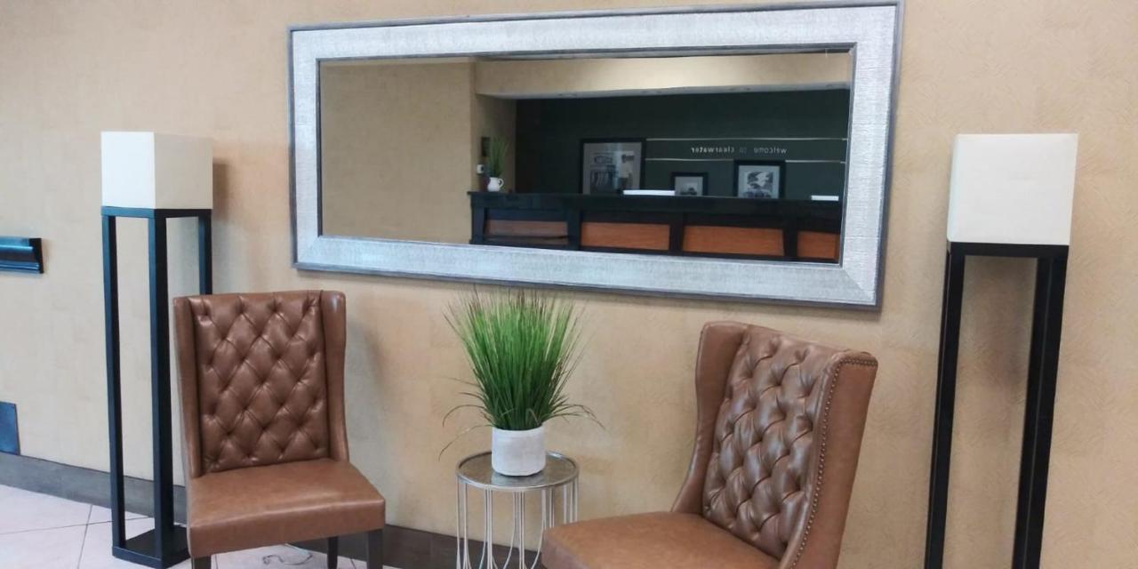 Surestay Plus Hotel By Best Western Clearwater Central Екстер'єр фото